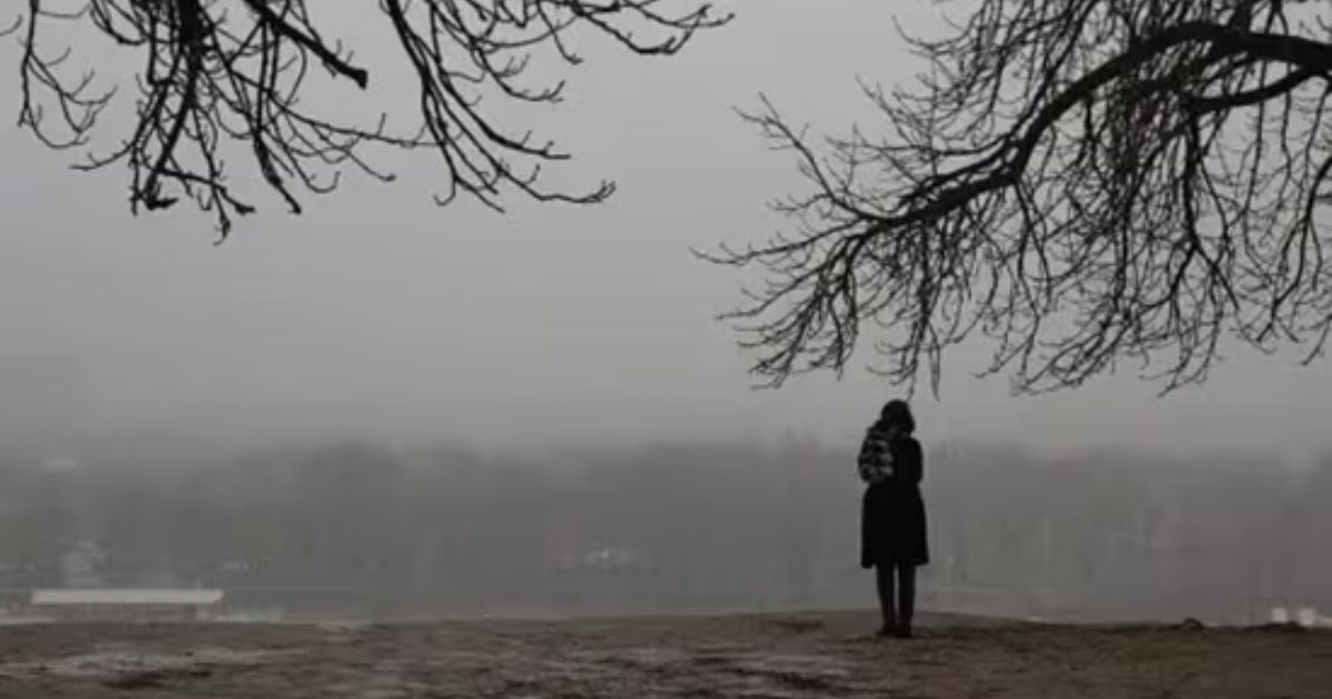 Coping with the Challenges of Seasonal Affective Disorder (SAD) as Winter Approaches