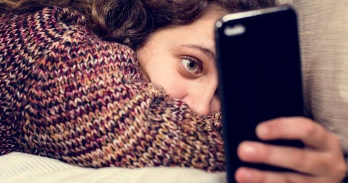 New Study On Nomophobia Reveals Psychological Factors Influencing Phone Separation Anxiety