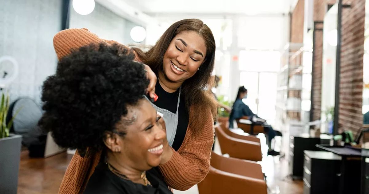 Hairdressers Become Mental Health Ambassadors in West and Central Africa