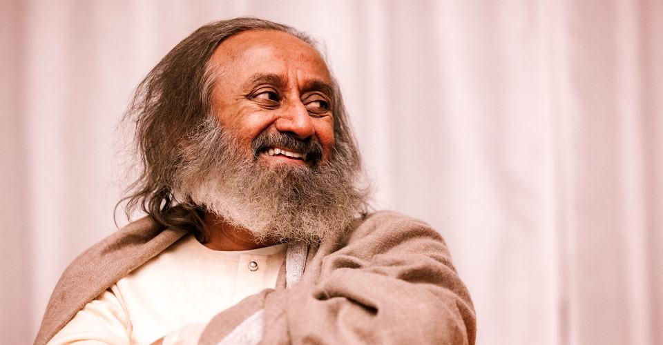 Sri Sri Ravi Shankar Says Meditation Is a Necessity, Not a Luxury